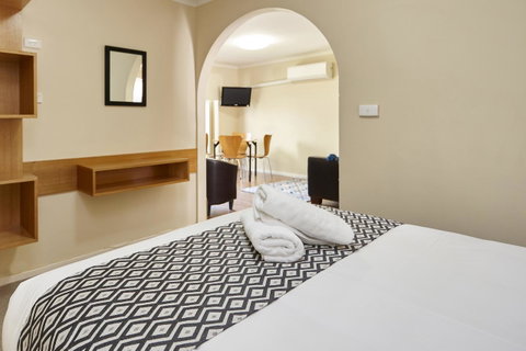Elphin Serviced Apartments - Mackay Tourism 31