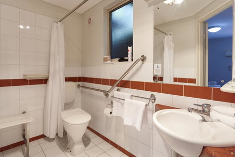 Elphin Serviced Apartments - Mackay Tourism 32