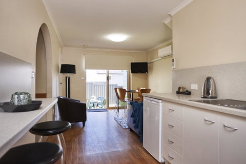 Elphin Serviced Apartments - Mackay Tourism 30