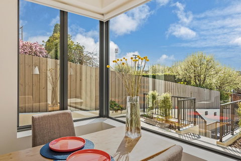 110 Hampden Apartments - Mackay Tourism 6