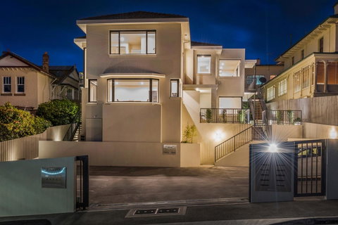 110 Hampden Apartments - Mackay Tourism 18