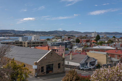 110 Hampden Apartments - Mackay Tourism 28