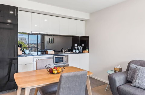 110 Hampden Apartments - Mackay Tourism 9