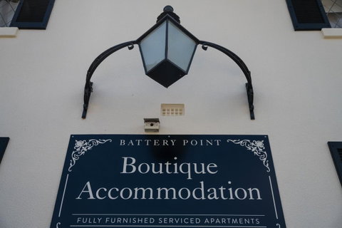 Battery Point Boutique Accommodation - Mackay Tourism 14