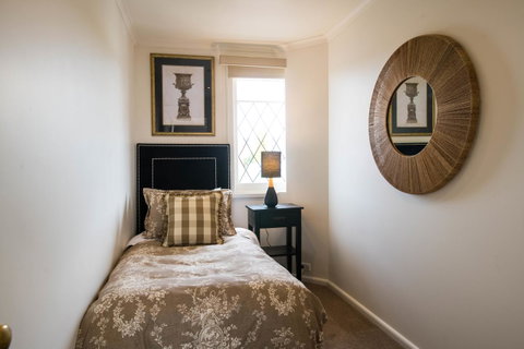 Battery Point Boutique Accommodation - Mackay Tourism 29