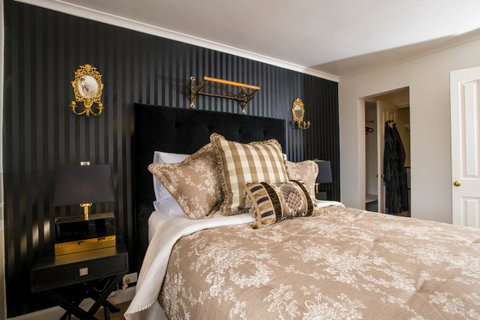 Battery Point Boutique Accommodation - Mackay Tourism 32