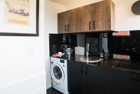 Battery Point Boutique Accommodation - Mackay Tourism 27