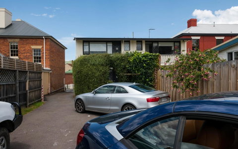 Battery Point Boutique Accommodation - Mackay Tourism 17
