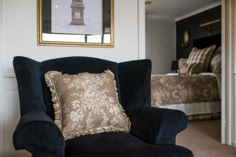 Battery Point Boutique Accommodation - Mackay Tourism 18
