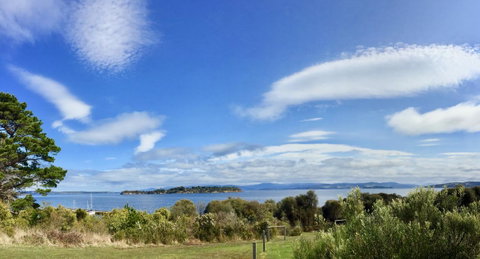 Manfield Seaside Bruny Island - Mackay Tourism 33