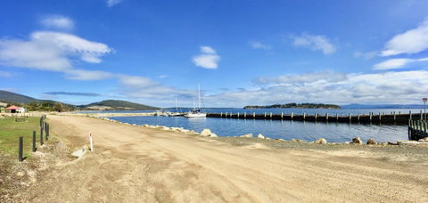 Manfield Seaside Bruny Island - Mackay Tourism 31