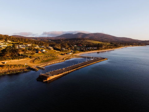 Manfield Seaside Bruny Island - Mackay Tourism 23
