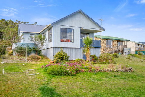 Omaroo Cottage Bruny Island - Mackay Tourism 16