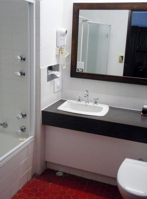 West Coaster Motel - Mackay Tourism 17