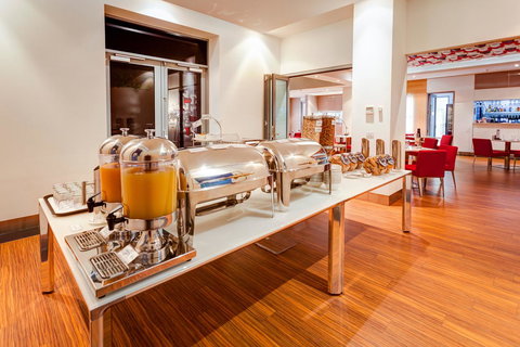 Mantra Charles Hotel - Mackay Tourism 18