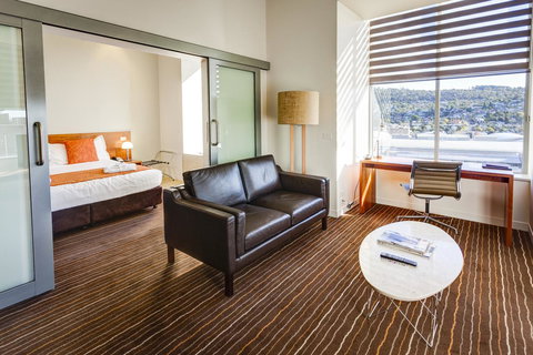 Mantra Charles Hotel - Mackay Tourism 43