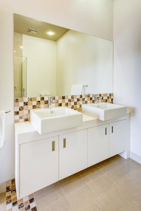 Mantra Charles Hotel - Mackay Tourism 5