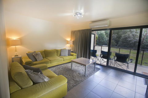 Tyenna River Cottages - Mackay Tourism 11