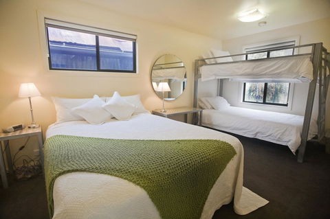 Tyenna River Cottages - Mackay Tourism 12