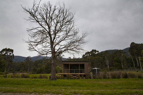 Tyenna River Cottages - Mackay Tourism 23
