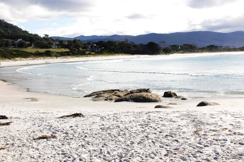 Mermaids Of Bicheno - Mackay Tourism 0