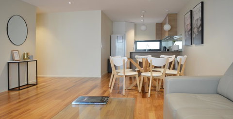 Kangaroo Bay Apartments - Mackay Tourism 14