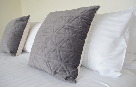 Kangaroo Bay Apartments - Mackay Tourism 2