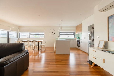 Kangaroo Bay Apartments - Mackay Tourism 22