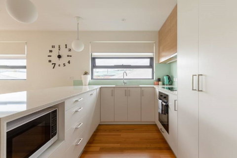 Kangaroo Bay Apartments - Mackay Tourism 39