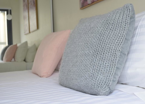 Kangaroo Bay Apartments - Mackay Tourism 12