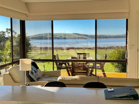 Pipe Clay Cottage - Mackay Tourism 5