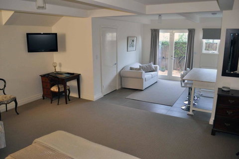 Belton Apartments-Hedge Cottage - Mackay Tourism 31