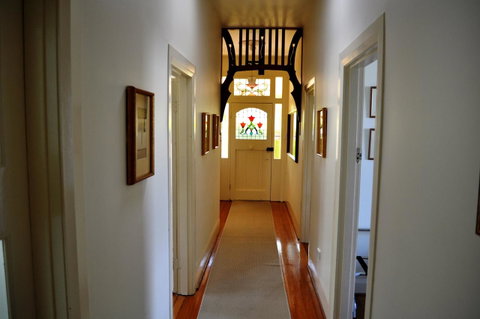 Belton Apartments-Hedge Cottage - Mackay Tourism 26