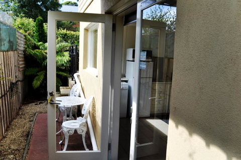 Belton Apartments-Hedge Cottage - Mackay Tourism 7