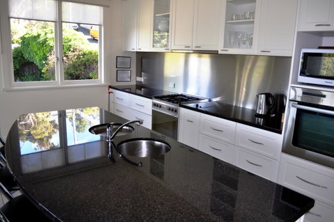 Belton Apartments-Hedge Cottage - Mackay Tourism 25