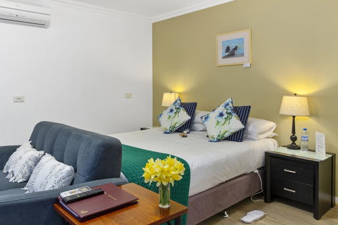 Oyster Cove Chalet - Mackay Tourism 4