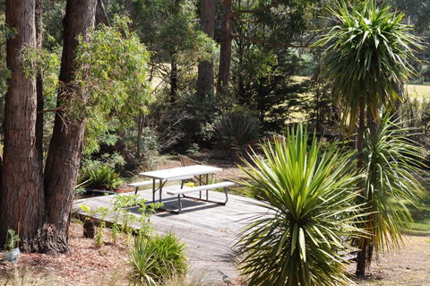 Oyster Cove Chalet - Mackay Tourism 24