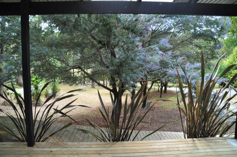Oyster Cove Chalet - Mackay Tourism 29