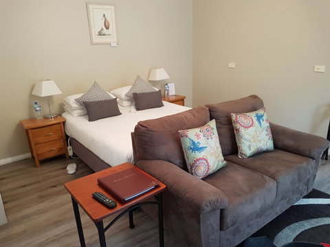 Oyster Cove Chalet - Mackay Tourism 15
