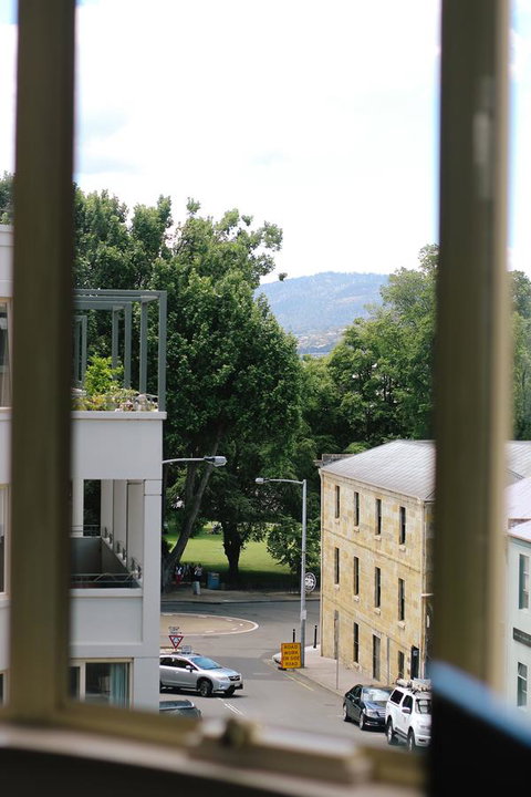 Jenatt Apartments Salamanca - Mackay Tourism 28