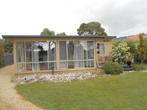 Bruny Ocean Cottage - Mackay Tourism 13