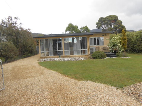 Bruny Ocean Cottage - Mackay Tourism 10