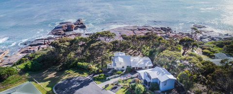 Cod Rock Point - Mackay Tourism 0