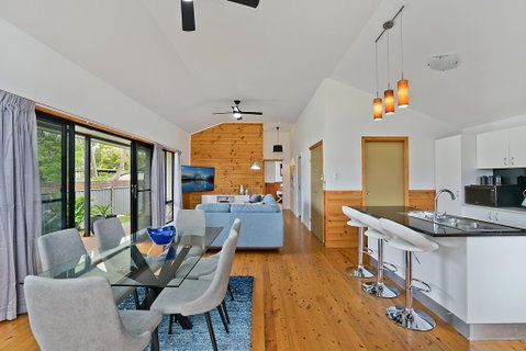 Newcastle Short Stay Apartments - Glebe Road Adamstown - Mackay Tourism 0