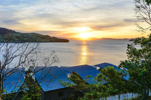 NEWLY BEAUTFULLY RENOVATED 16 The Casuarina - 3 Bedroom House With 180 Degree Ocean Views - Mackay Tourism 0