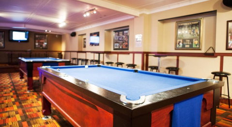 Nightcap At Balaclava Hotel - Mackay Tourism 3
