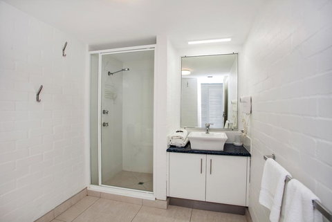 Noosa International Resort - Mackay Tourism 1