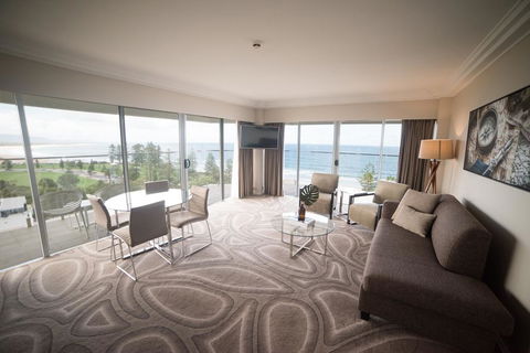 Novotel Wollongong Northbeach - Mackay Tourism 1