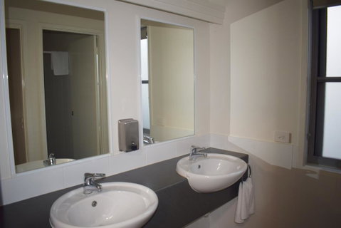 NRMA Sydney Lakeside Holiday Park - Mackay Tourism 3