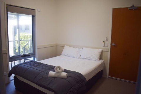 NRMA Sydney Lakeside Holiday Park - Mackay Tourism 1